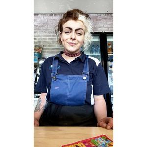 Meet your Posher, Molly